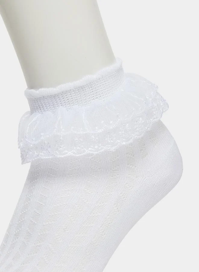 Styli Girls White Lace Trim Crew Socks